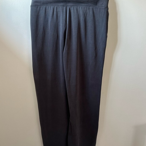 Black Wide-Leg Pants - Picture 10 of 10